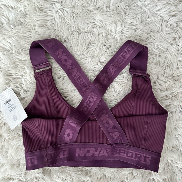 Fashion Nova sport sports bra - Picture 3 of 3